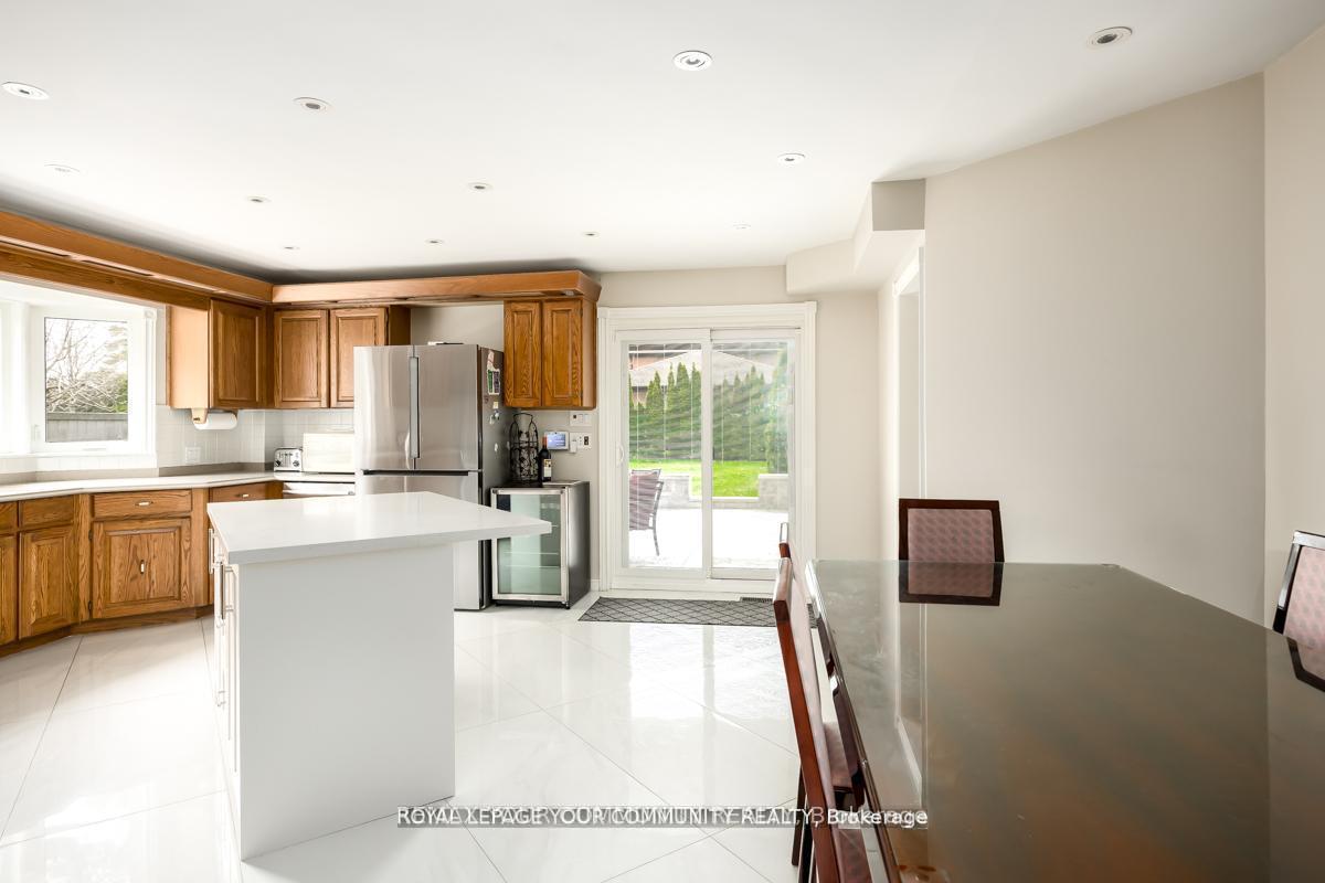 Photo 14 of 117 Hayhoe Avenue, Vaughan, East Woodbridge — HOMEH