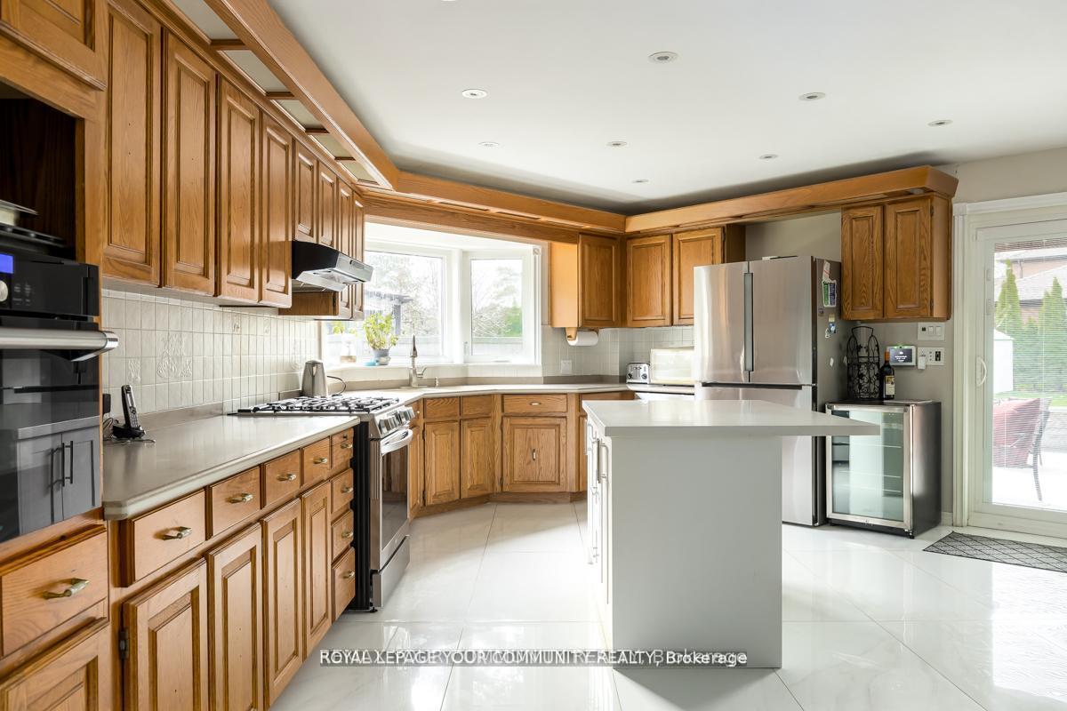 Photo 15 of 117 Hayhoe Avenue, Vaughan, East Woodbridge — HOMEH