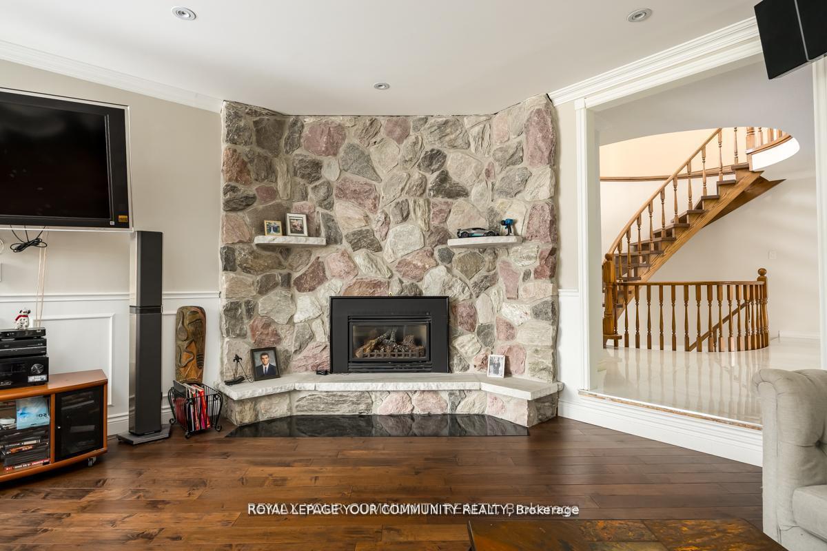 Photo 19 of 117 Hayhoe Avenue, Vaughan, East Woodbridge — HOMEH