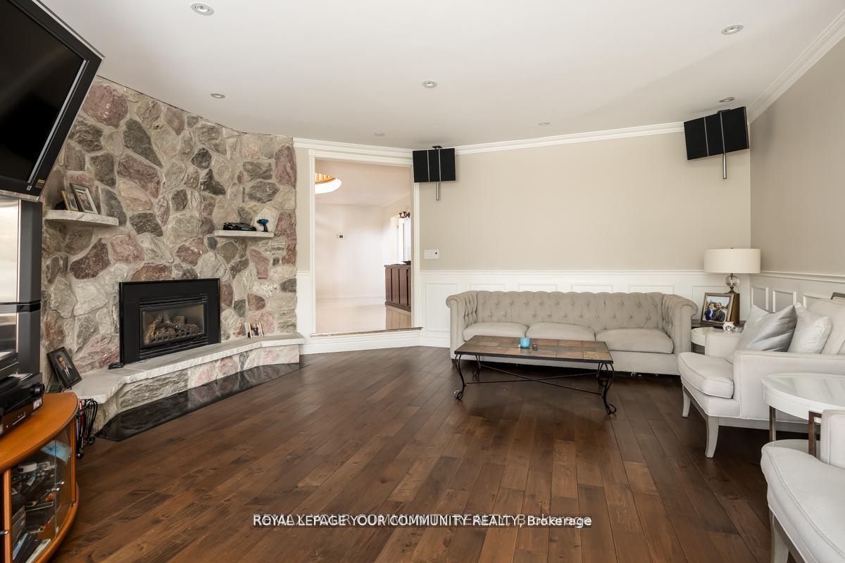 Photo 20 of 117 Hayhoe Avenue, Vaughan, East Woodbridge — HOMEH