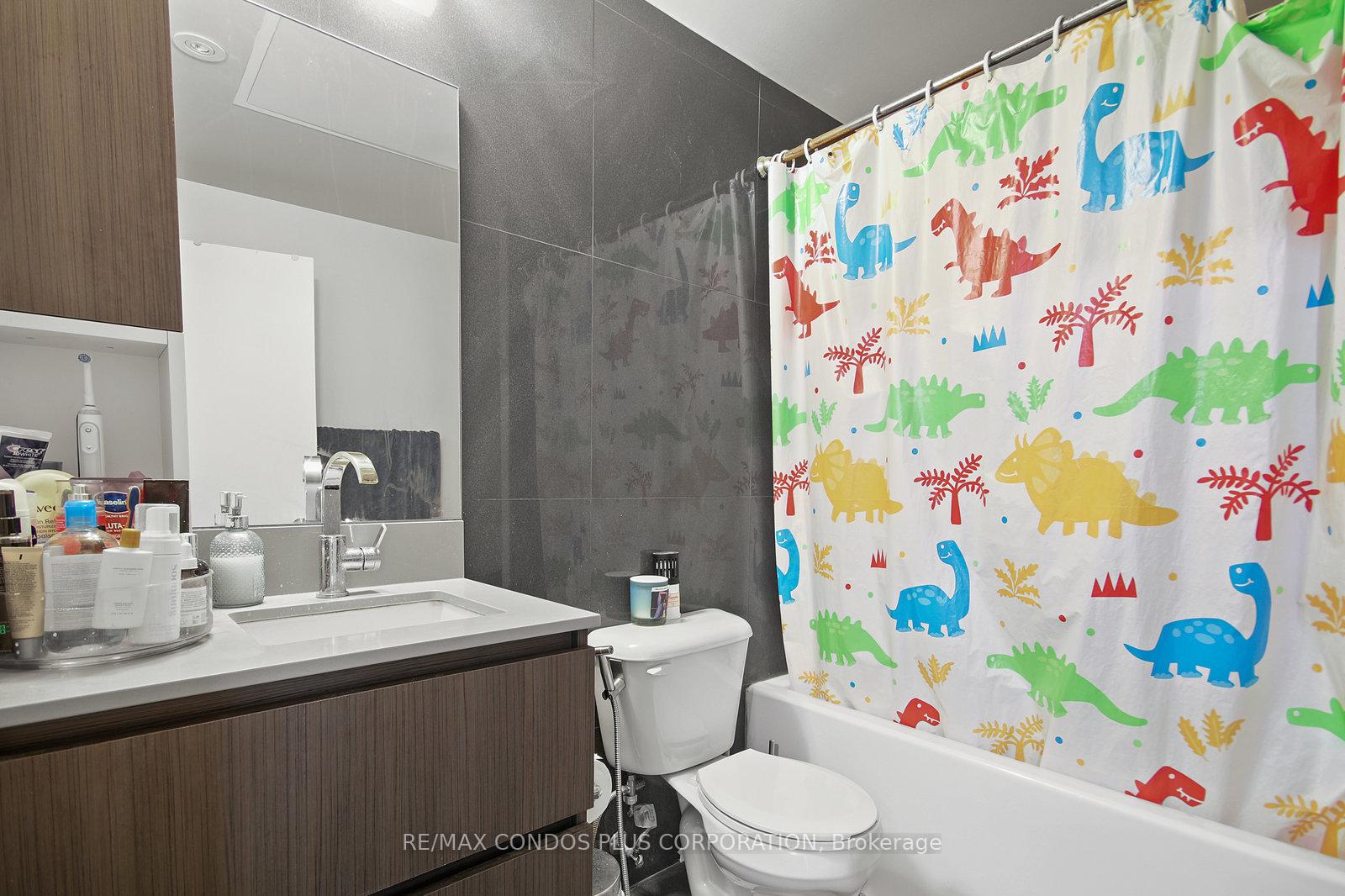 Photo 10 of Unit 612, 30 Baseball Place, Toronto, South Riverdale — HOMEH