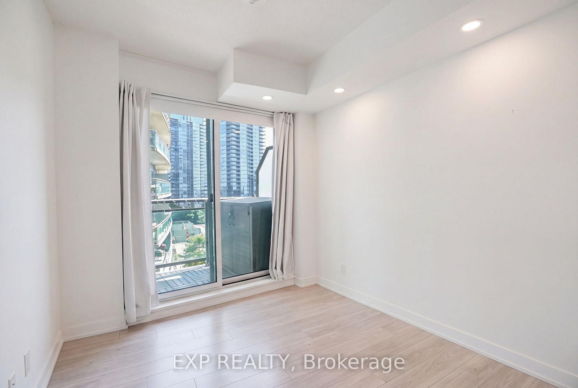 Photo 27 of Unit 813, 155 Legion Road N, Etobicoke, Mimico — HOMEH