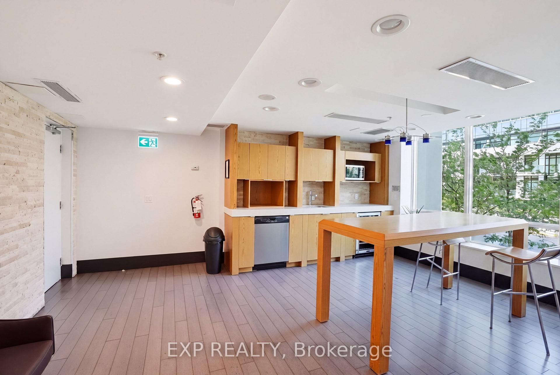 Photo 44 of Unit 813, 155 Legion Road N, Etobicoke, Mimico — HOMEH