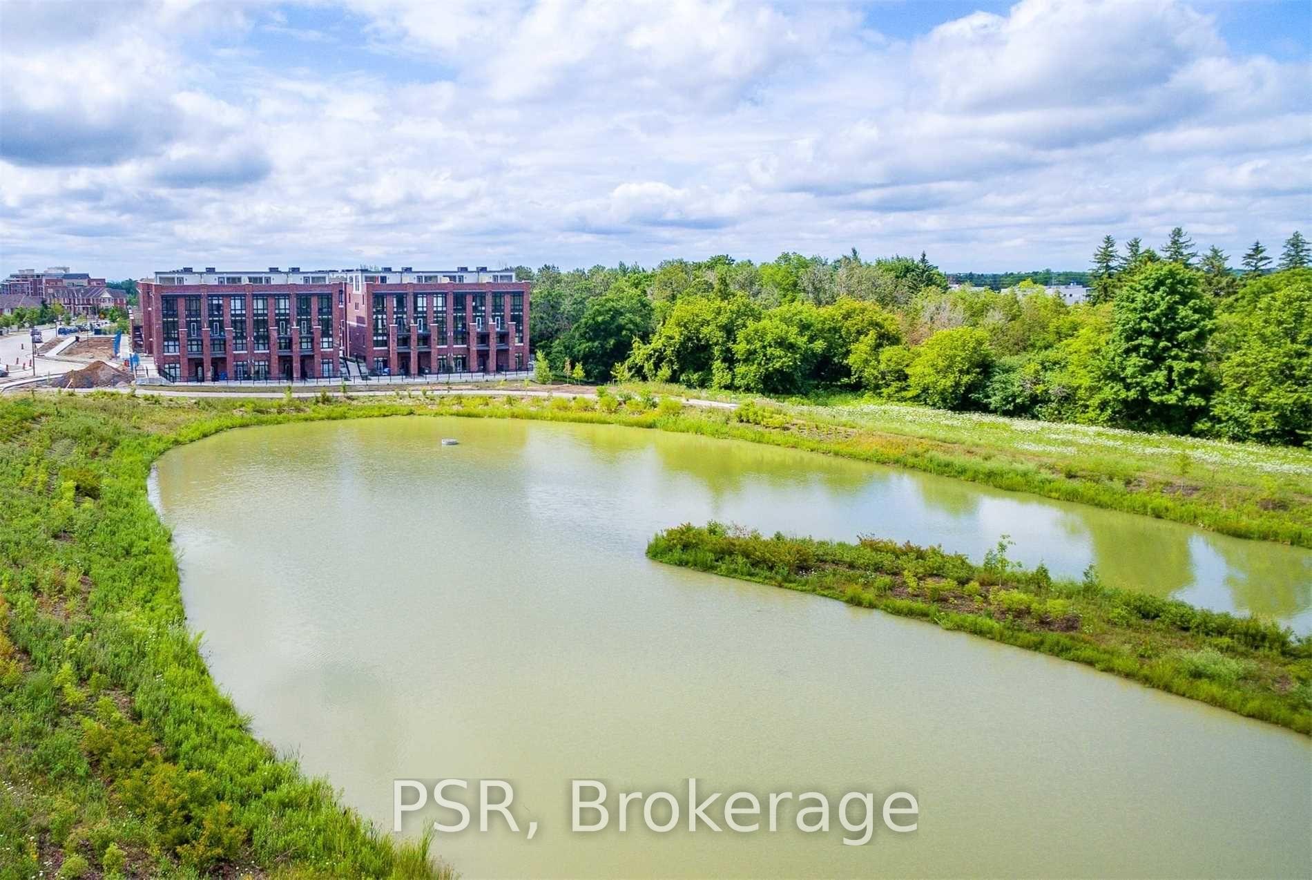 Photo 26 of Unit 449, 18 Whitaker Way, Whitchurch-Stouffville, Stouffville — HOMEH