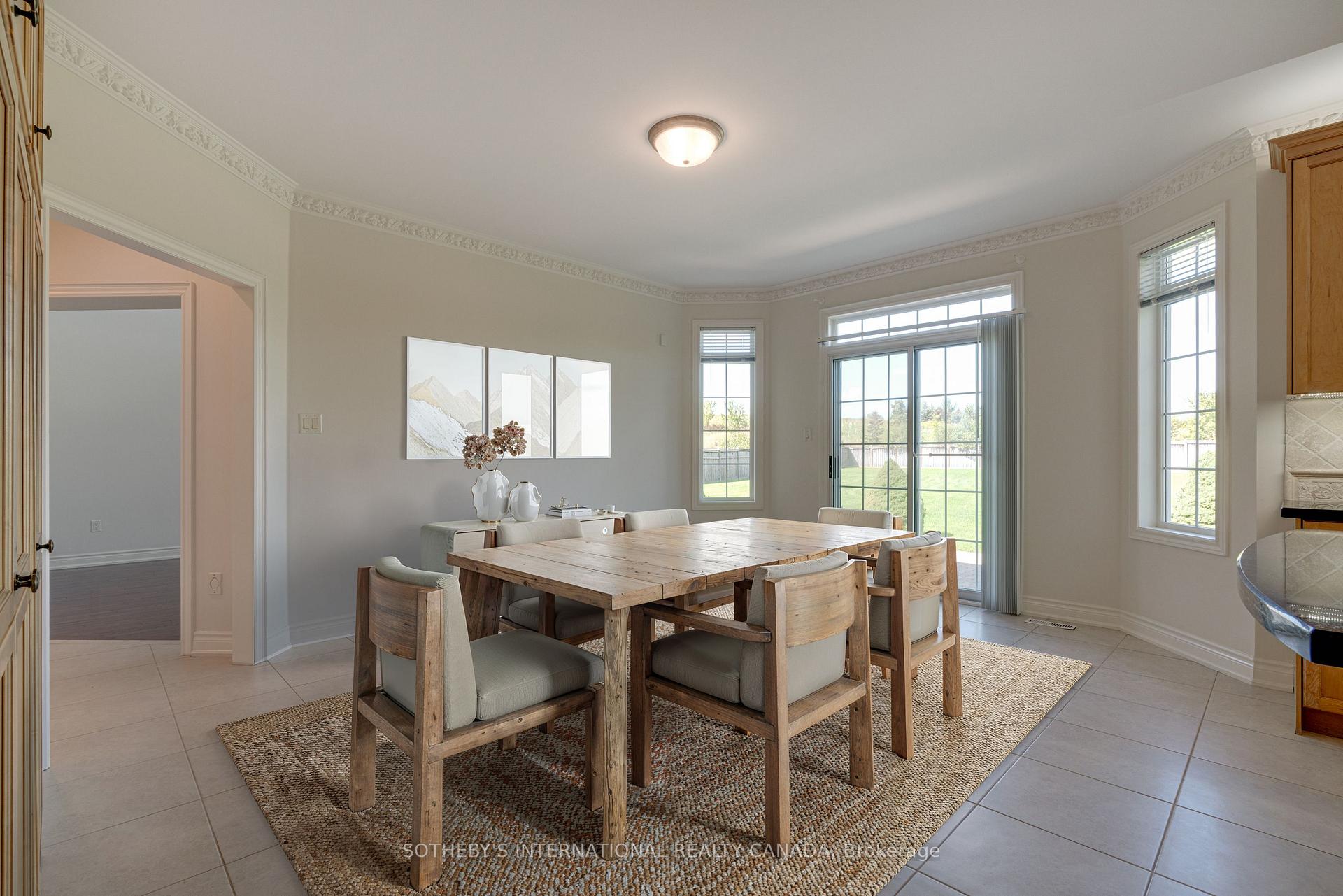 Photo 13 of 186 Weaver Court, Vaughan, Kleinburg — HOMEH