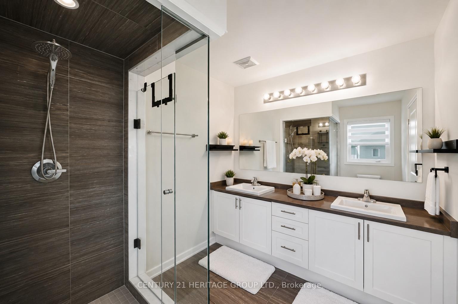 Photo 25 of 100 Mondial Crescent E, East Gwillimbury, Queensville — HOMEH