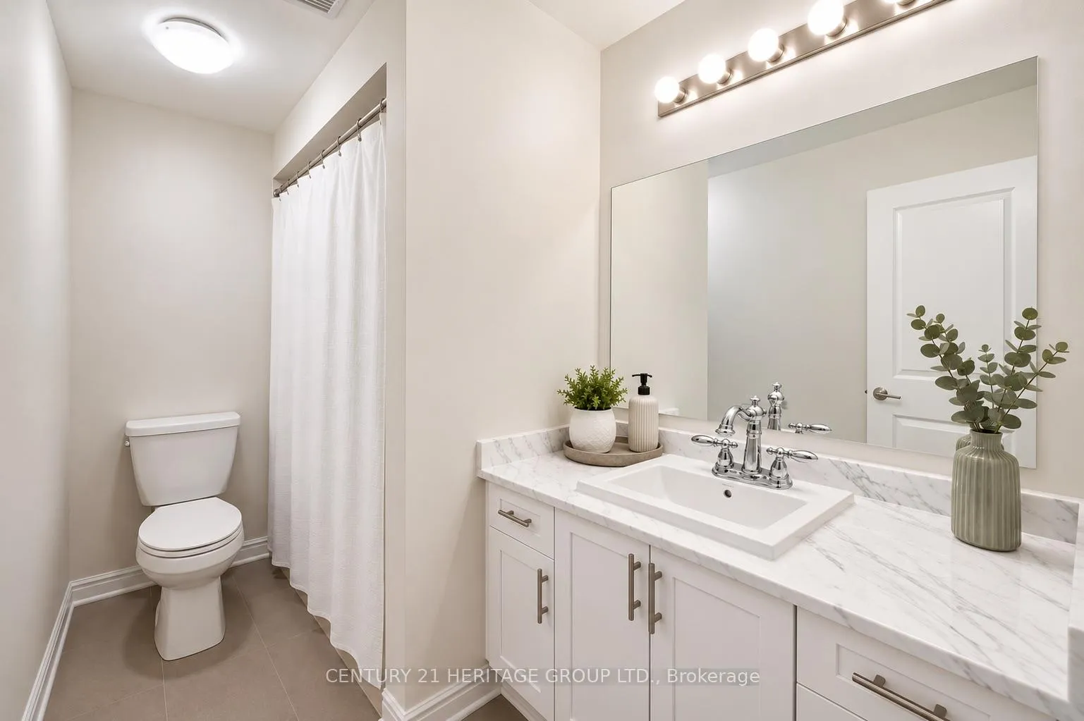 Photo 30 of 100 Mondial Crescent E, East Gwillimbury, Queensville — HOMEH