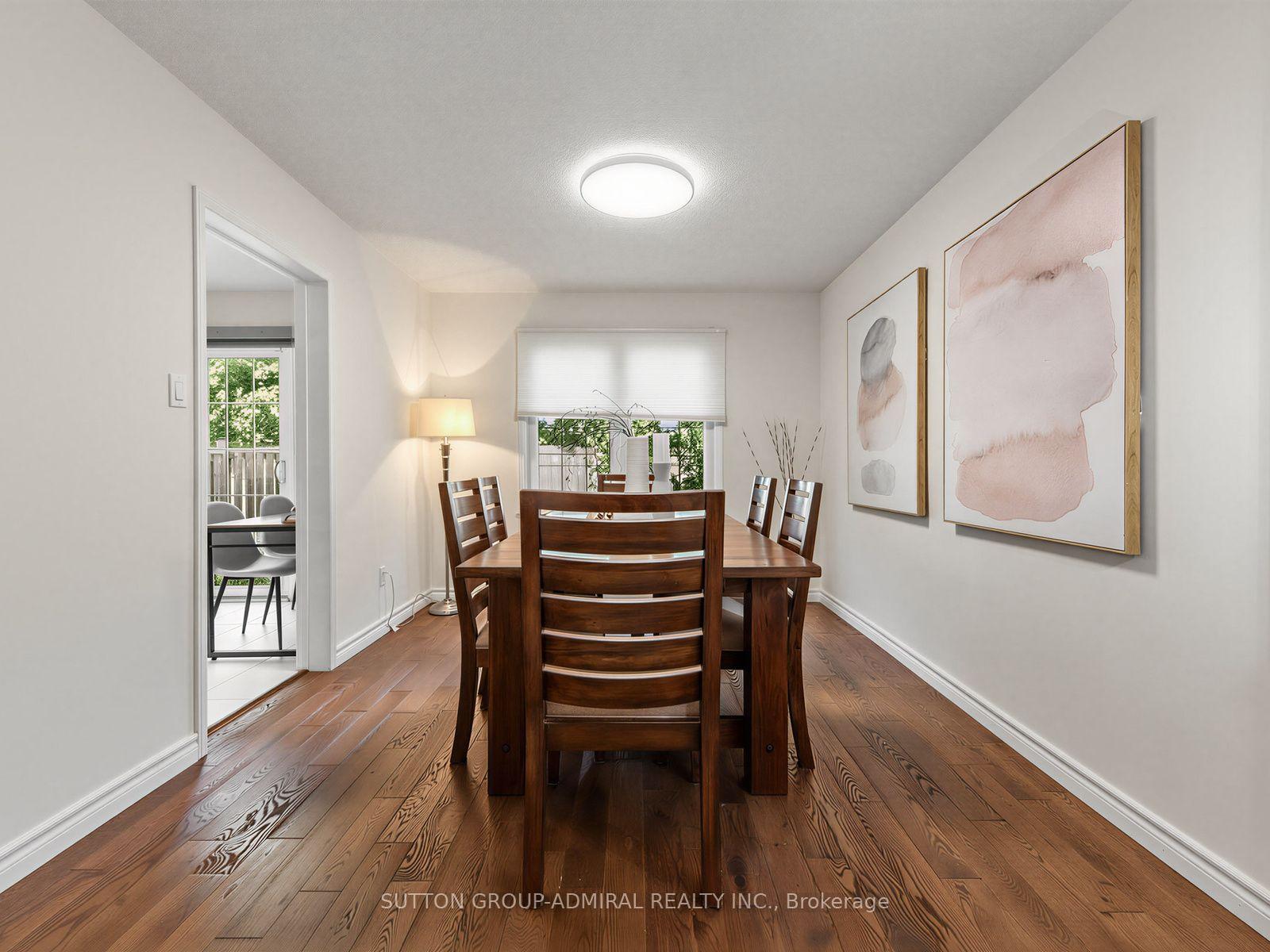 Photo 8 of 59 Marita Place, Vaughan, Glen Shields — HOMEH