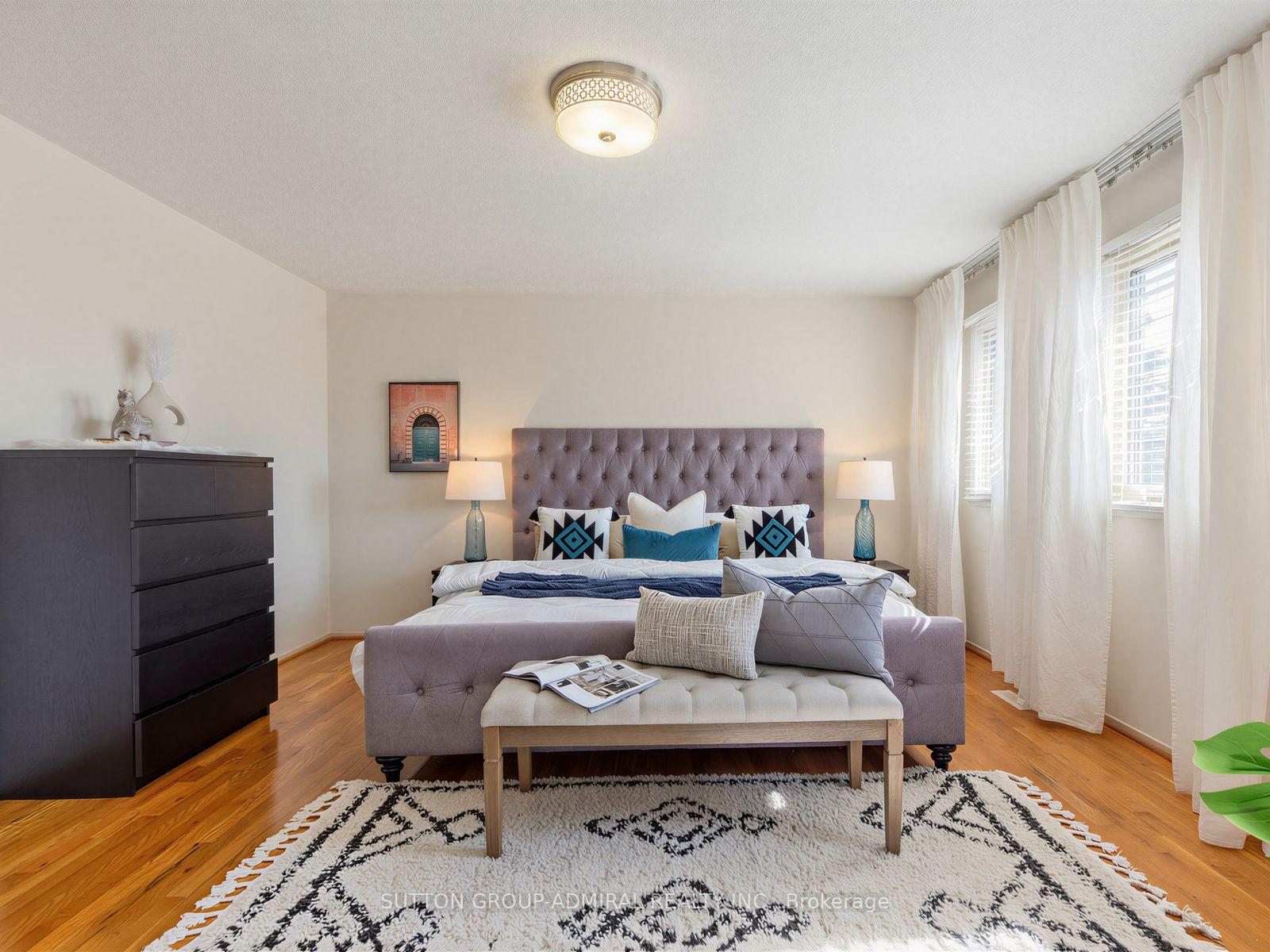 Photo 19 of 59 Marita Place, Vaughan, Glen Shields — HOMEH