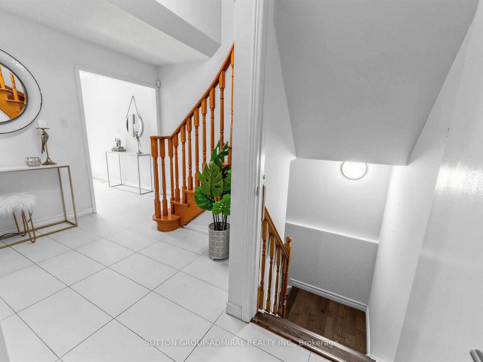 Photo 27 of 59 Marita Place, Vaughan, Glen Shields — HOMEH