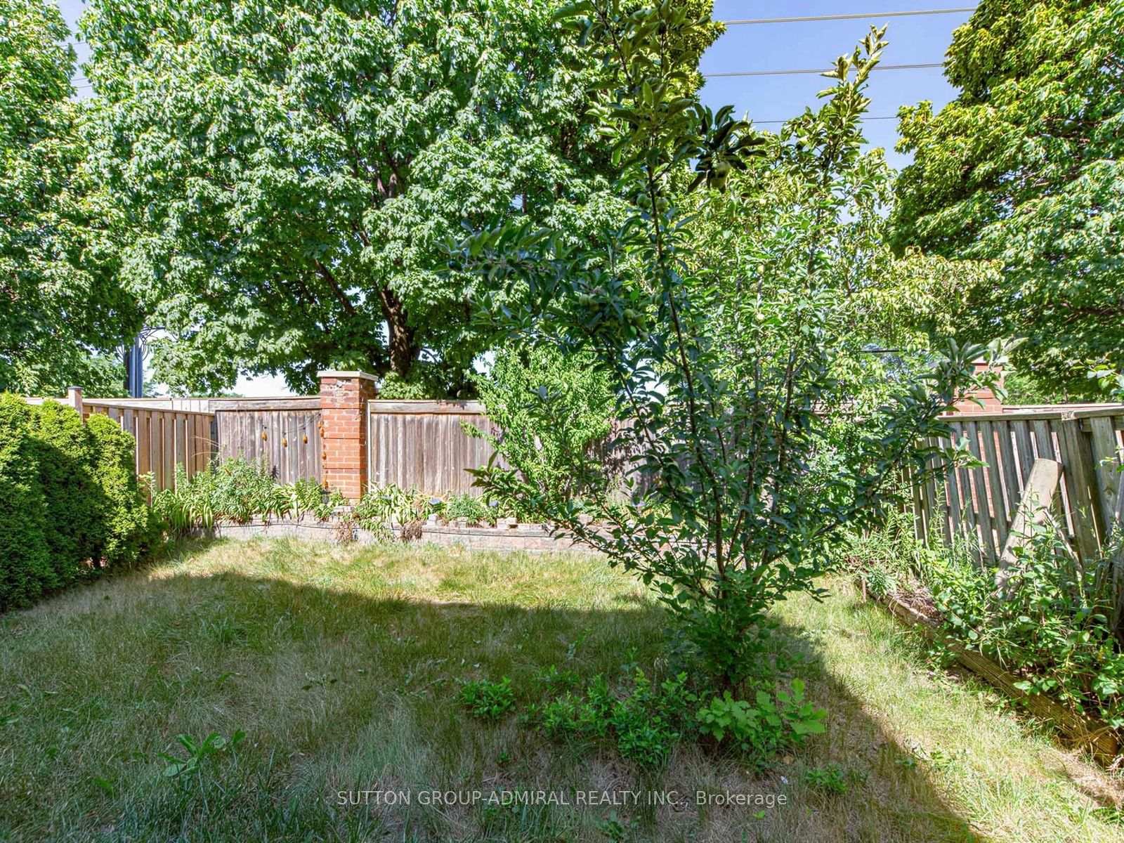 Photo 31 of 59 Marita Place, Vaughan, Glen Shields — HOMEH