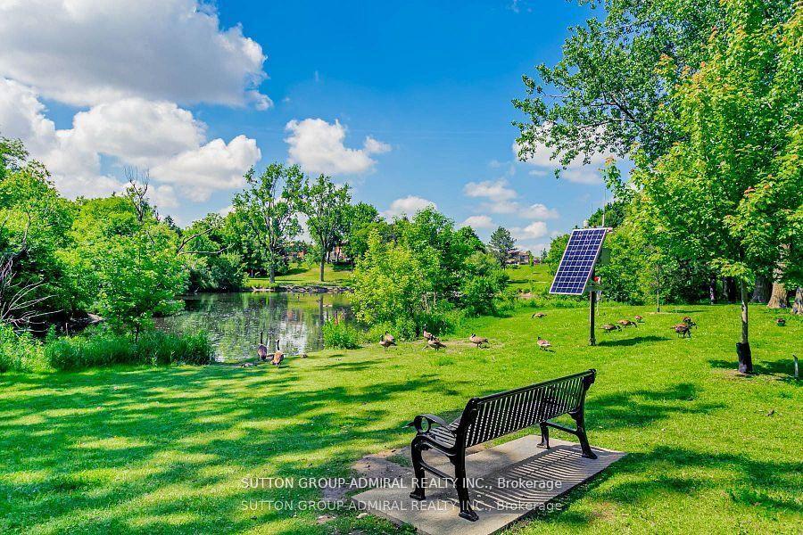 Photo 35 of 59 Marita Place, Vaughan, Glen Shields — HOMEH