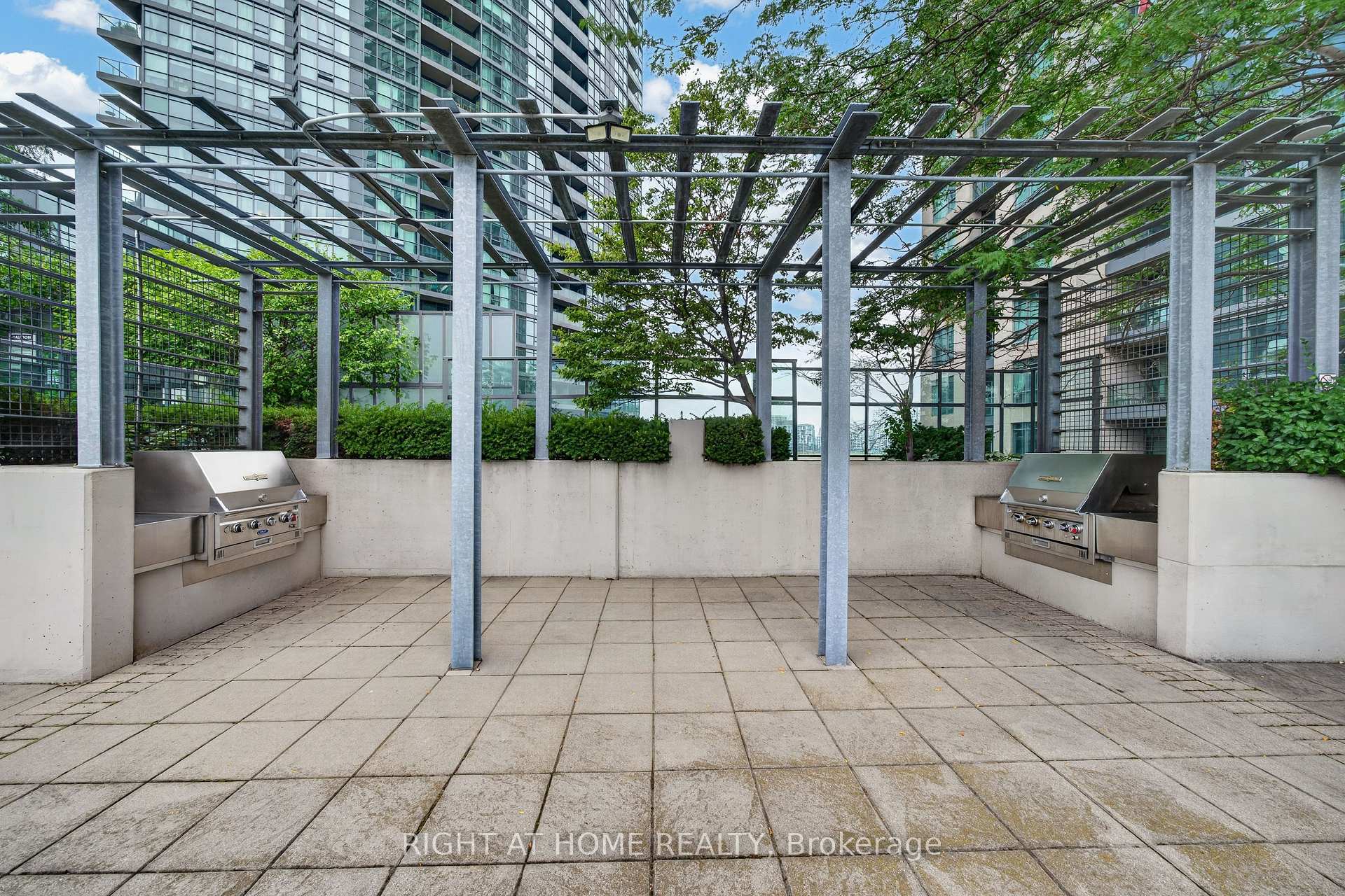 Photo 35 of Unit 321, 231 Fort York Boulevard, Toronto, Niagara — HOMEH