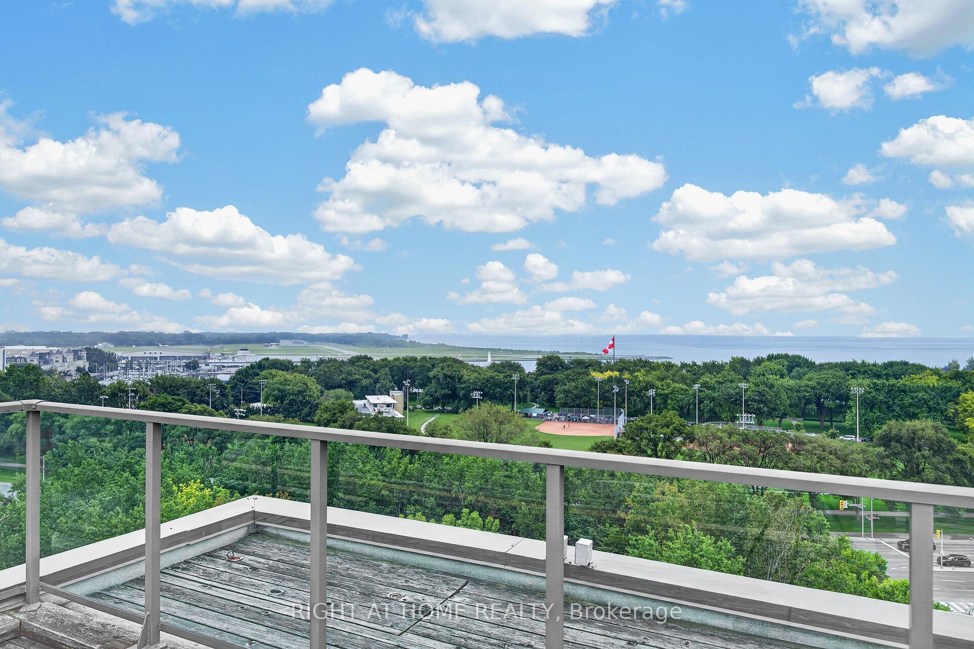Photo 38 of Unit 321, 231 Fort York Boulevard, Toronto, Niagara — HOMEH