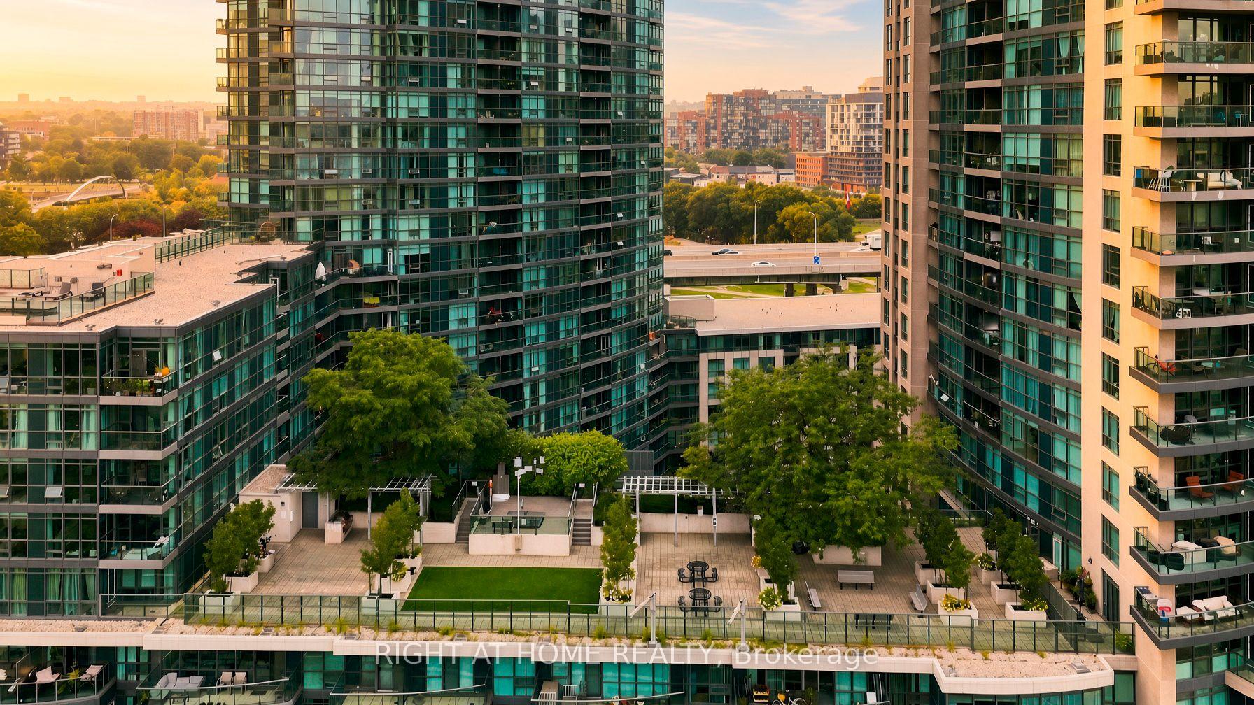 Photo 39 of Unit 321, 231 Fort York Boulevard, Toronto, Niagara — HOMEH