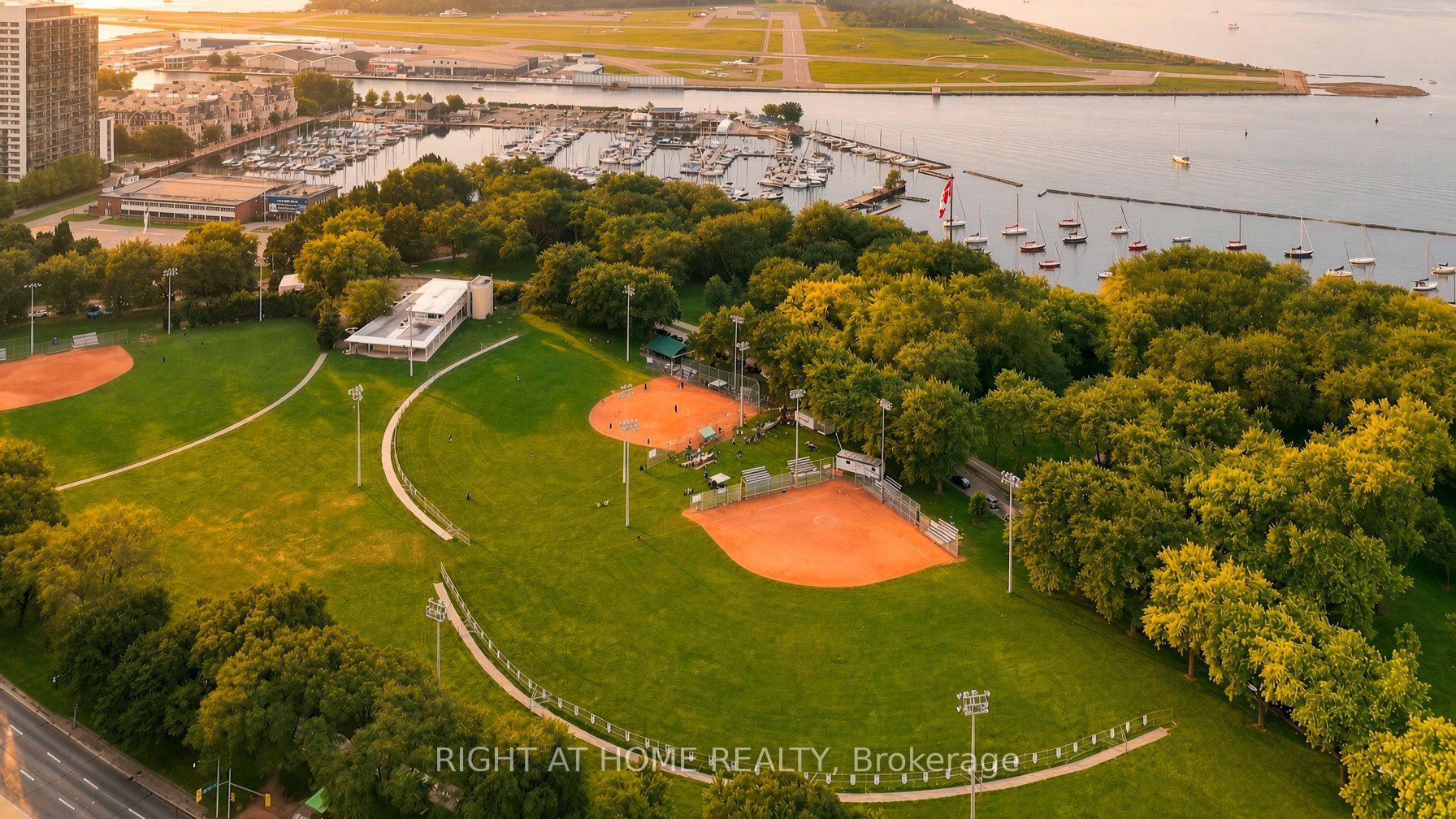 Photo 40 of Unit 321, 231 Fort York Boulevard, Toronto, Niagara — HOMEH