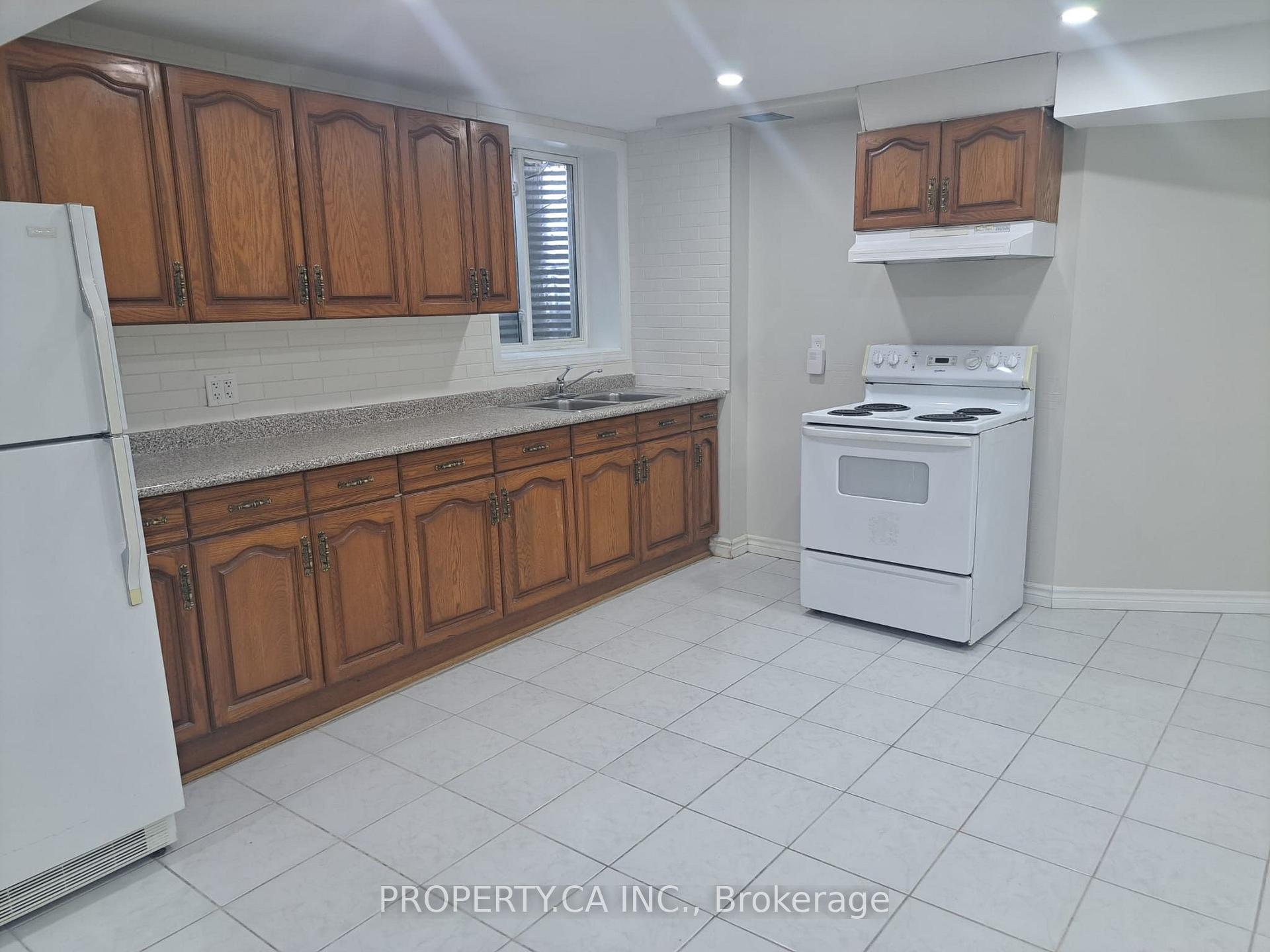 Photo 9 of Unit Bsmt, 135 Sunny Meadow Boulevard, Brampton, Sandringham-Wellington — HOMEH
