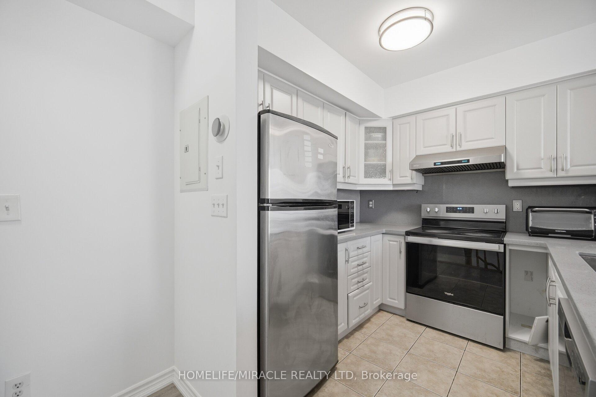 Photo of Unit 2002, 3049 Finch Avenue W