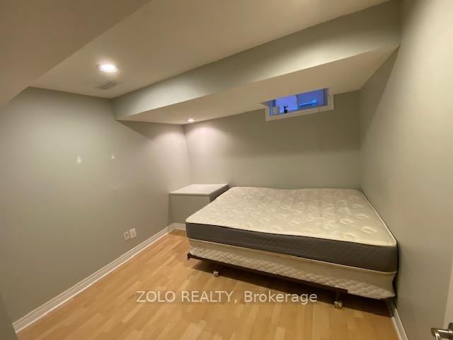 Photo 8 of 24 Coburn Crescent, New Tecumseth, Beeton — HOMEH