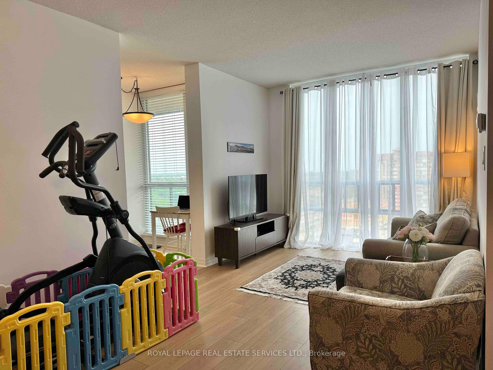 Photo 7 of Unit 1205, 3515 Kariya Drive S, Mississauga, Fairview — HOMEH