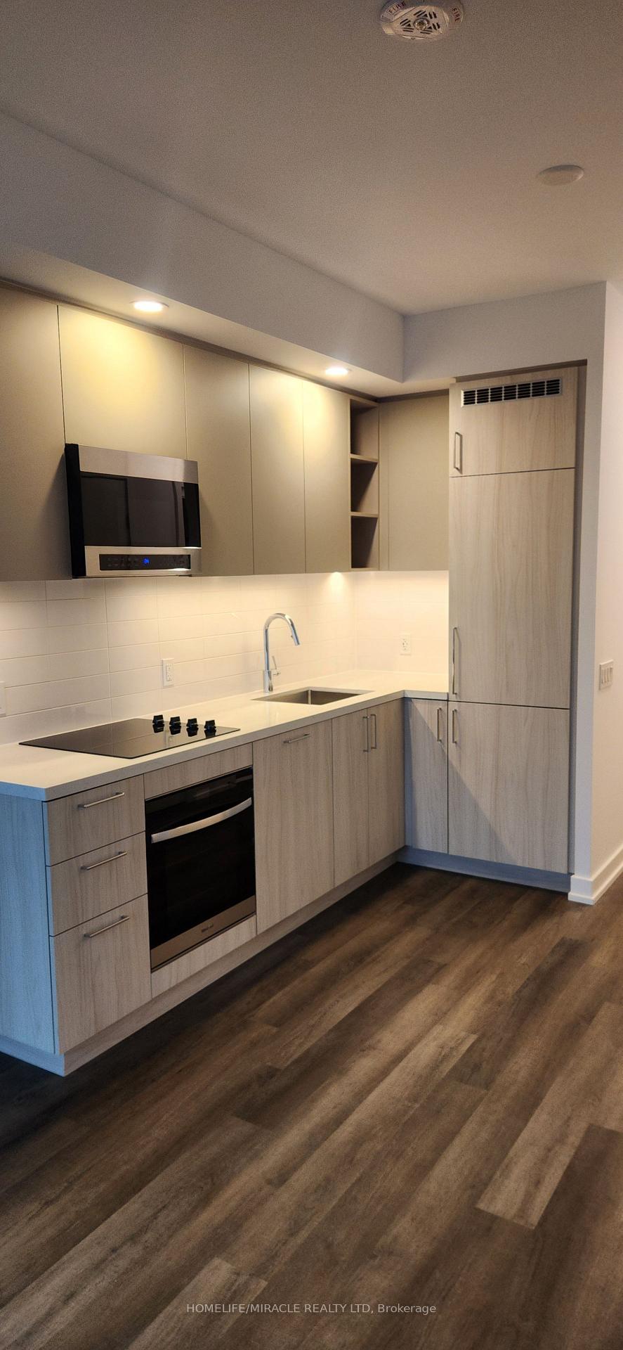 Photo 18 of Unit 610, 21 Meadowdale Road, Vaughan, Concord — HOMEH