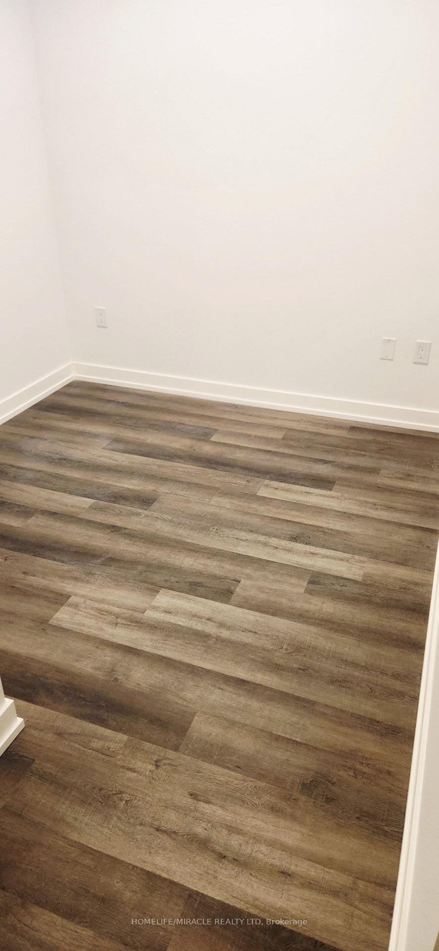 Photo 31 of Unit 610, 21 Meadowdale Road, Vaughan, Concord — HOMEH