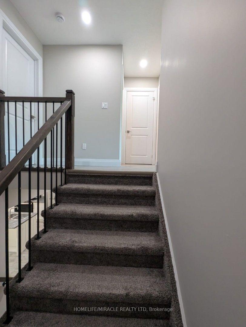 Photo 5 of Unit 1, 61 Vienna Road, Tillsonburg — HOMEH