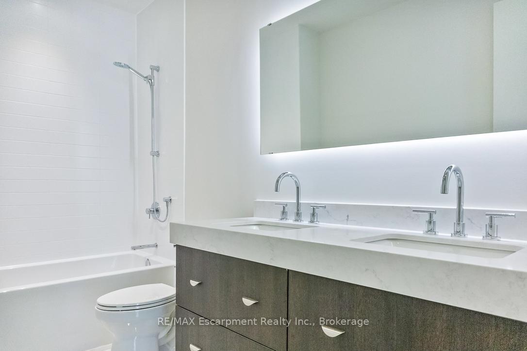 Photo 8 of Unit 216, 123 Maurice Drive, Oakville, Central — HOMEH