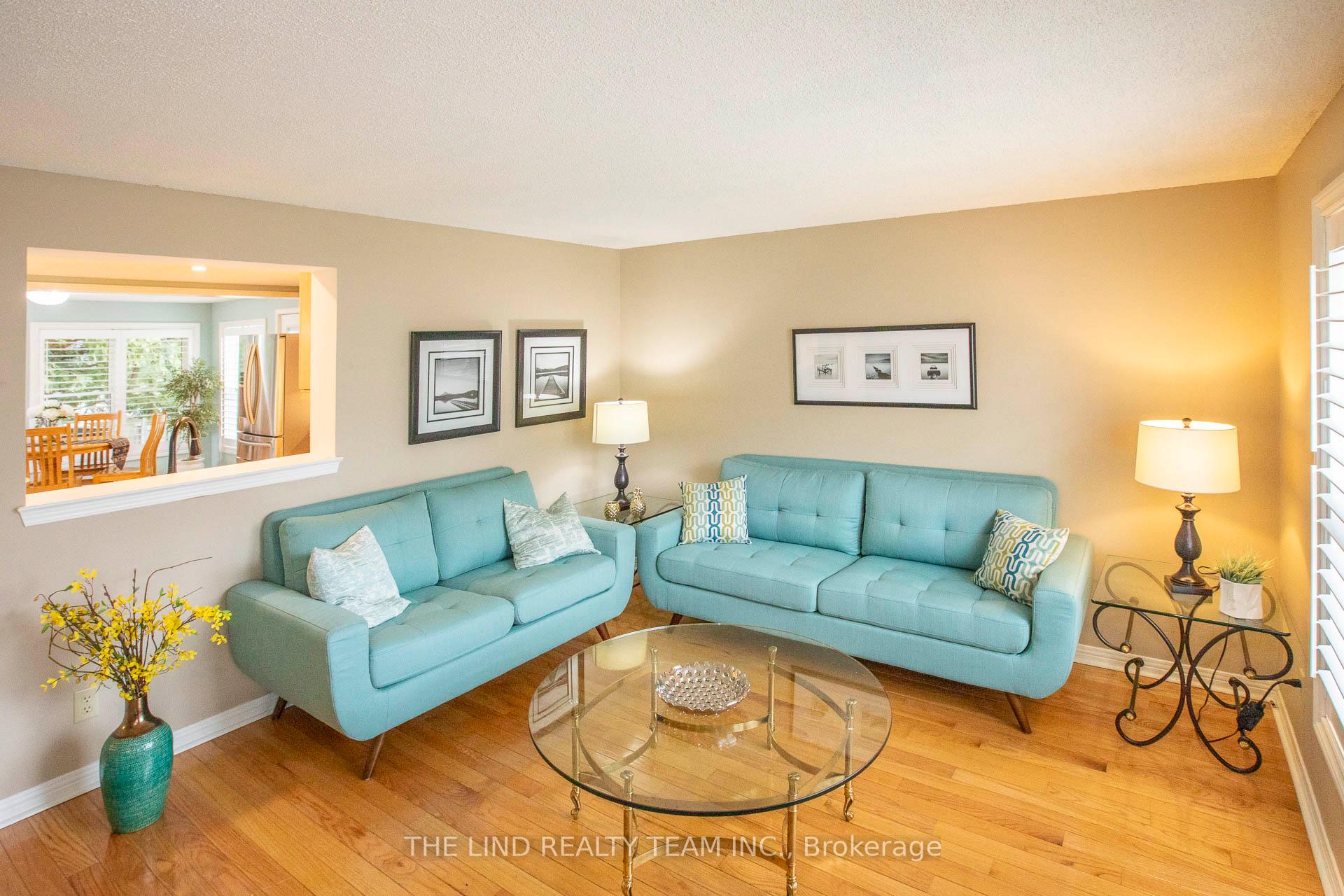 Photo 3 of 272 Jeff Smith Court, Newmarket, Gorham-College Manor — HOMEH