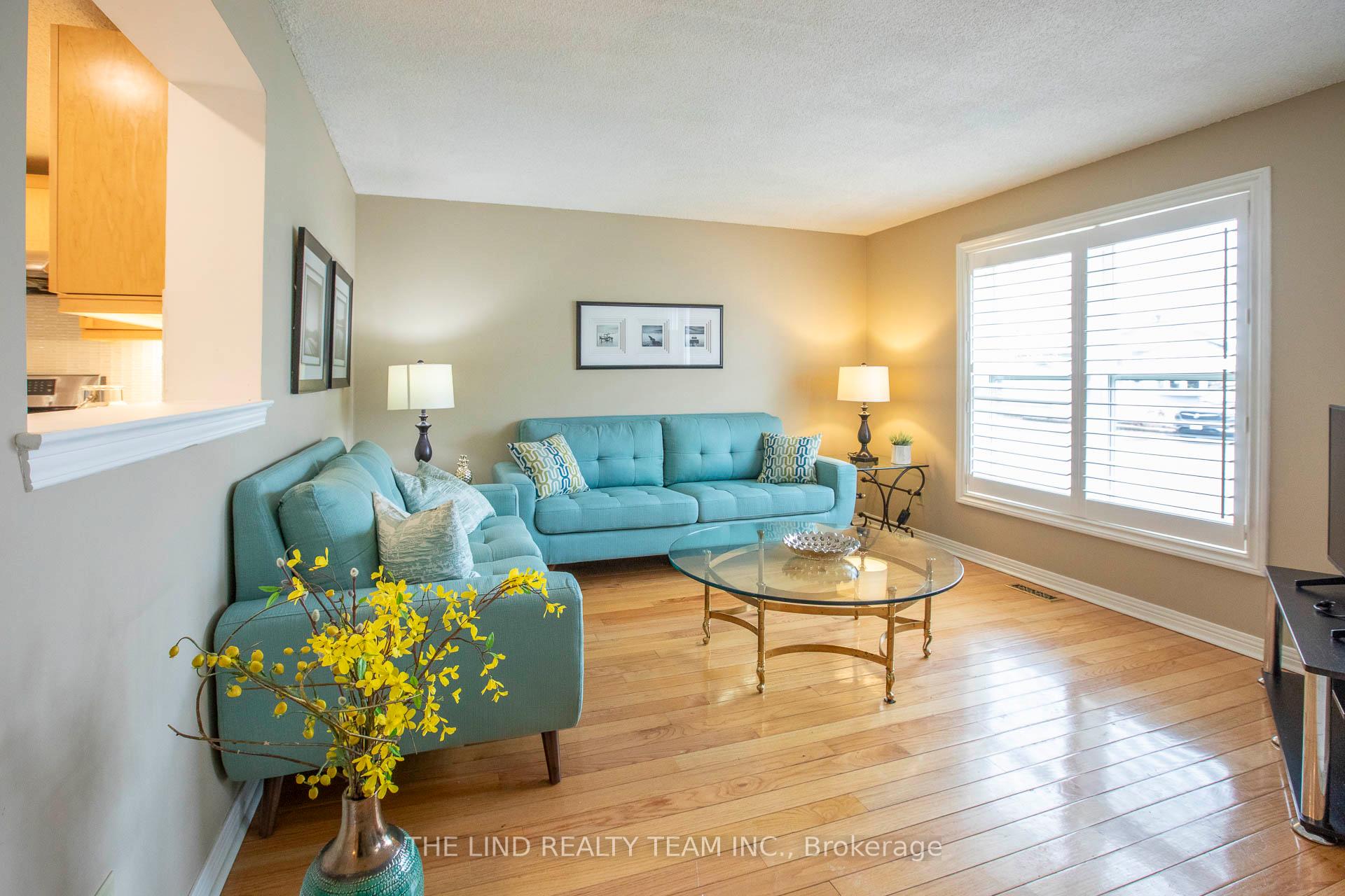 Photo 5 of 272 Jeff Smith Court, Newmarket, Gorham-College Manor — HOMEH