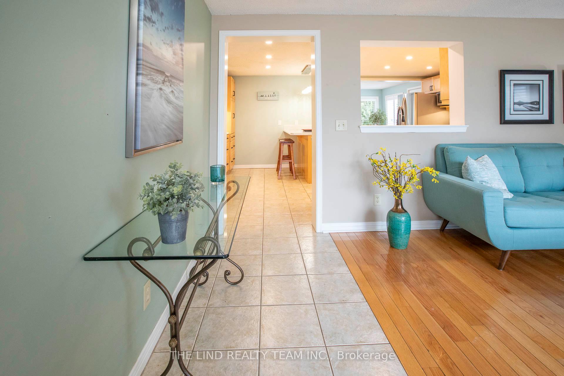 Photo 7 of 272 Jeff Smith Court, Newmarket, Gorham-College Manor — HOMEH