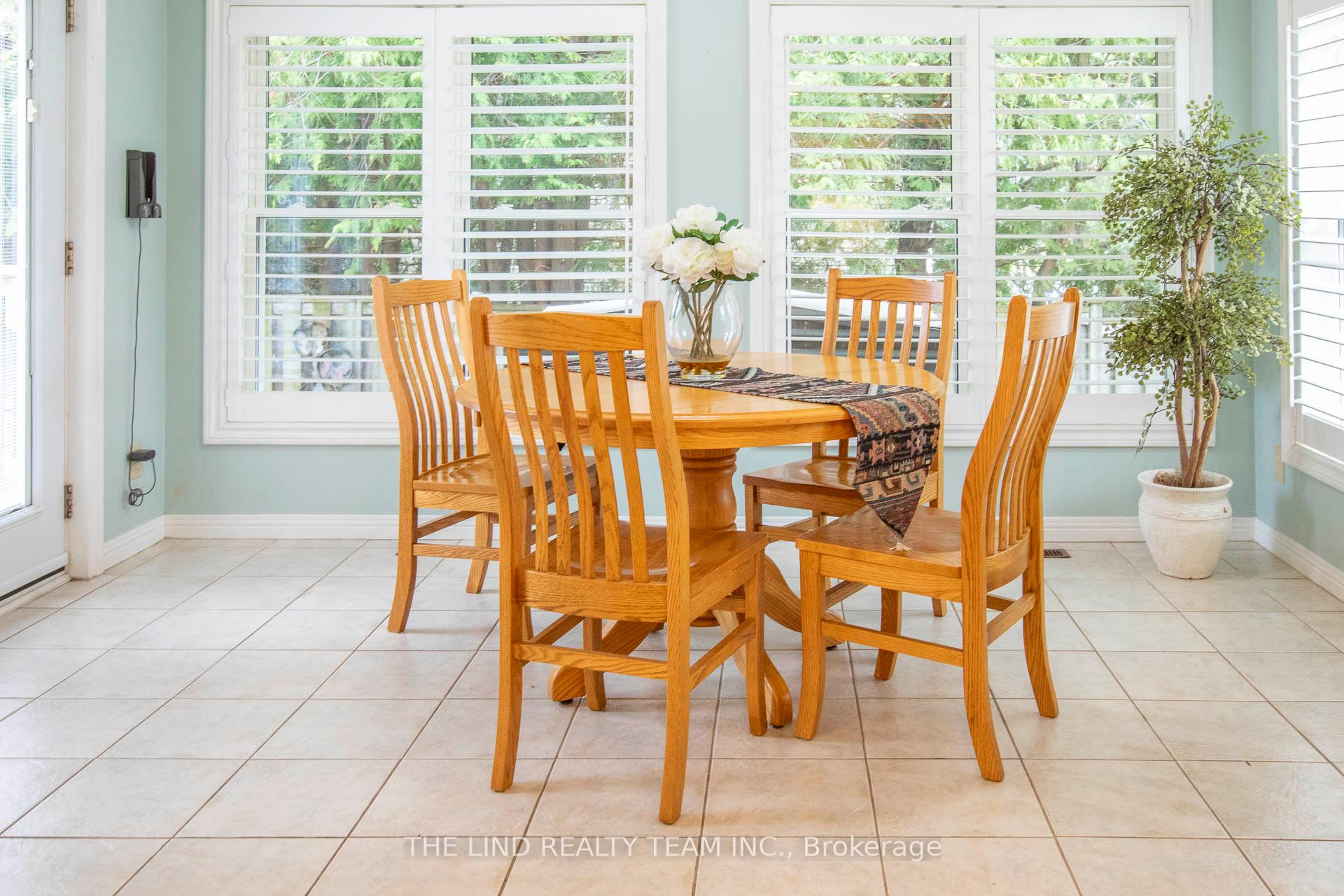 Photo 14 of 272 Jeff Smith Court, Newmarket, Gorham-College Manor — HOMEH