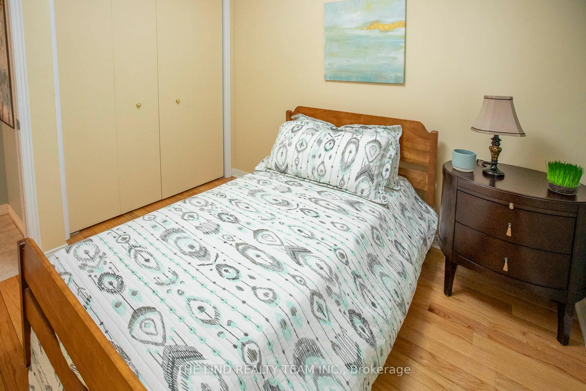 Photo 18 of 272 Jeff Smith Court, Newmarket, Gorham-College Manor — HOMEH