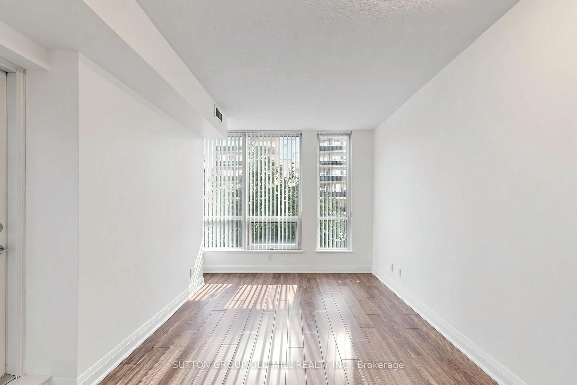 Photo 11 of Unit 208, 83 Redpath Avenue, Toronto, Mount Pleasant West — HOMEH