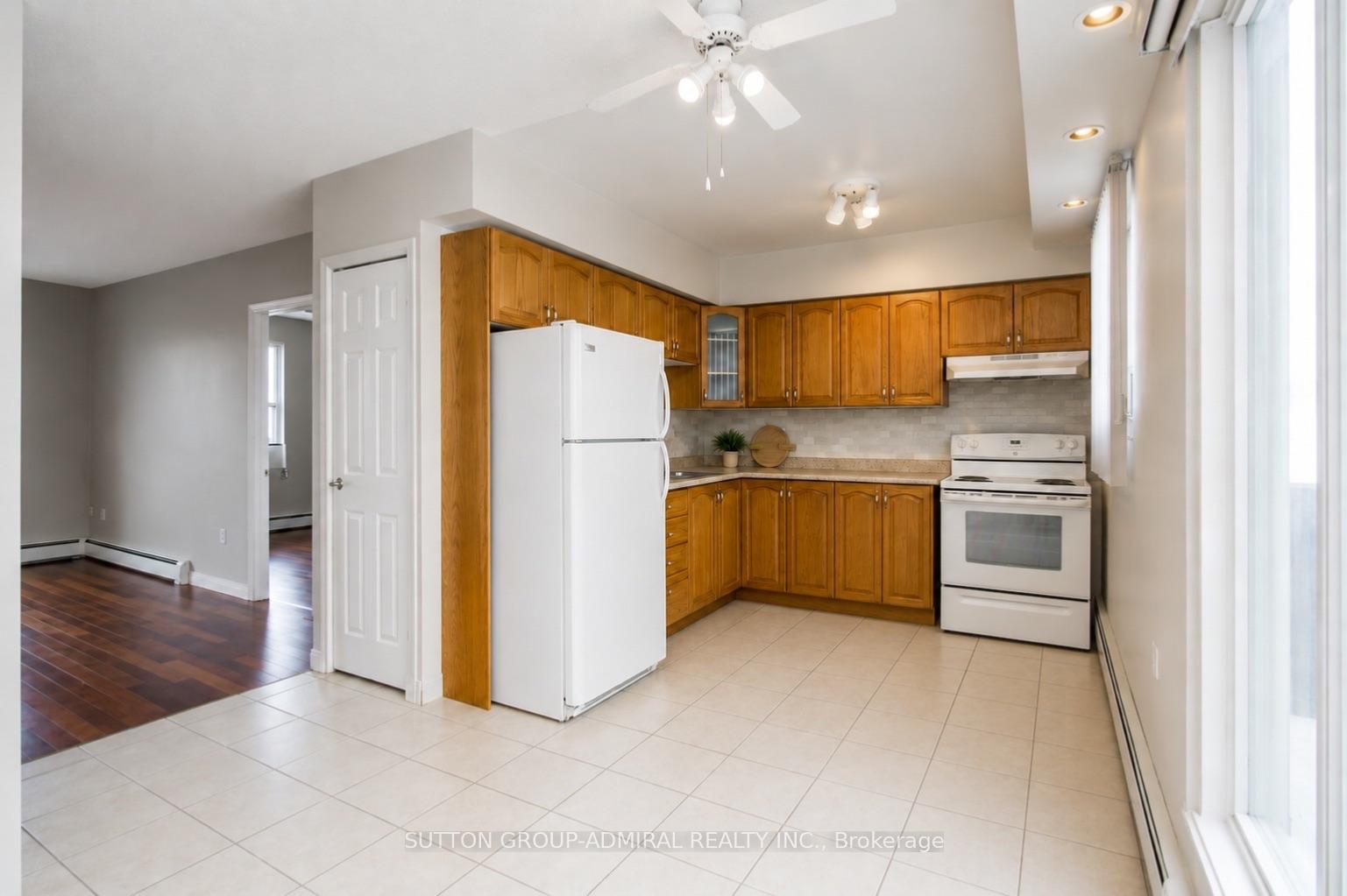 Photo 4 of Unit 704, 30 Summit Avenue, Hamilton, Eastmount — HOMEH