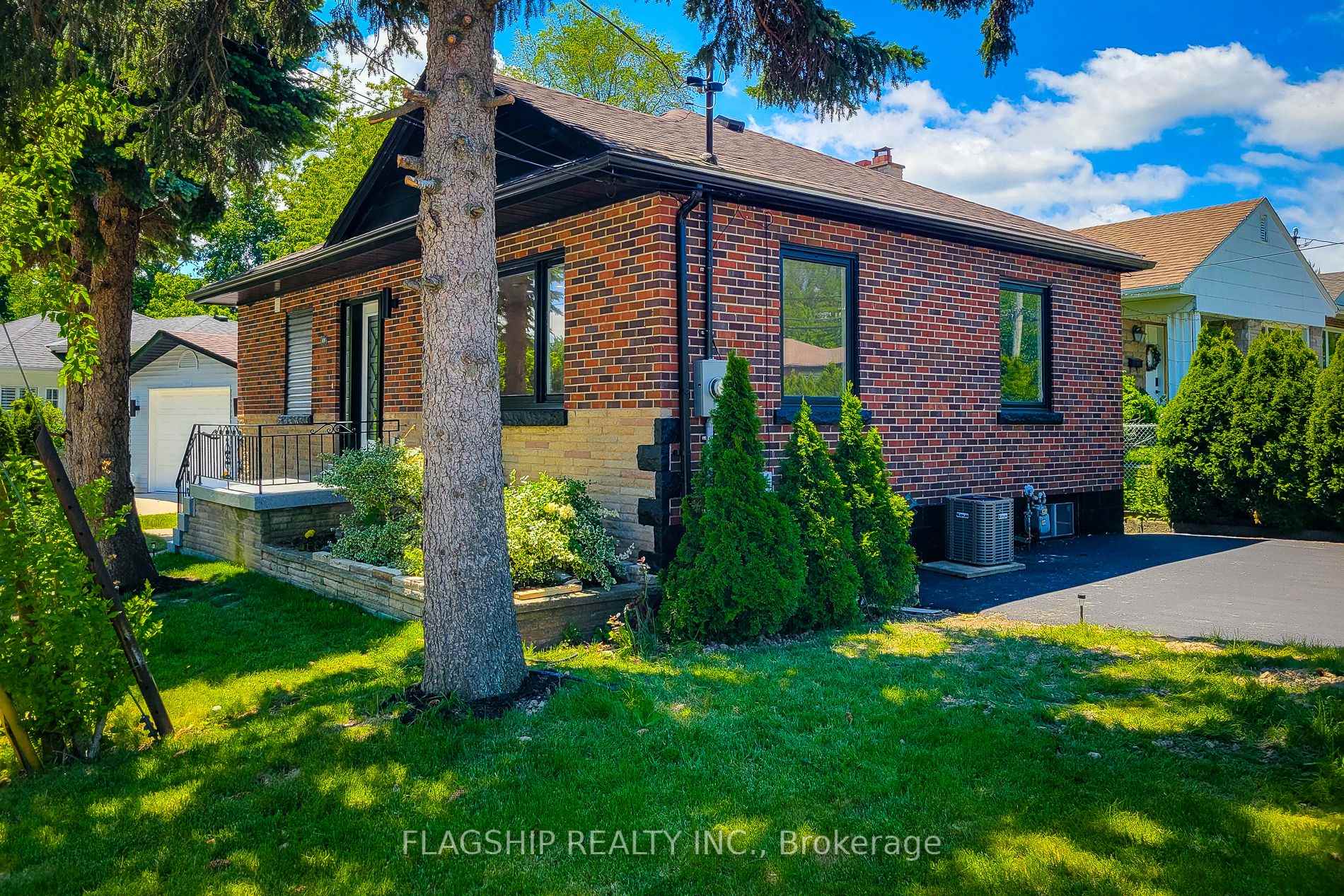Photo 6 of 292 Glenholme Avenue, Hamilton, Glenview — HOMEH