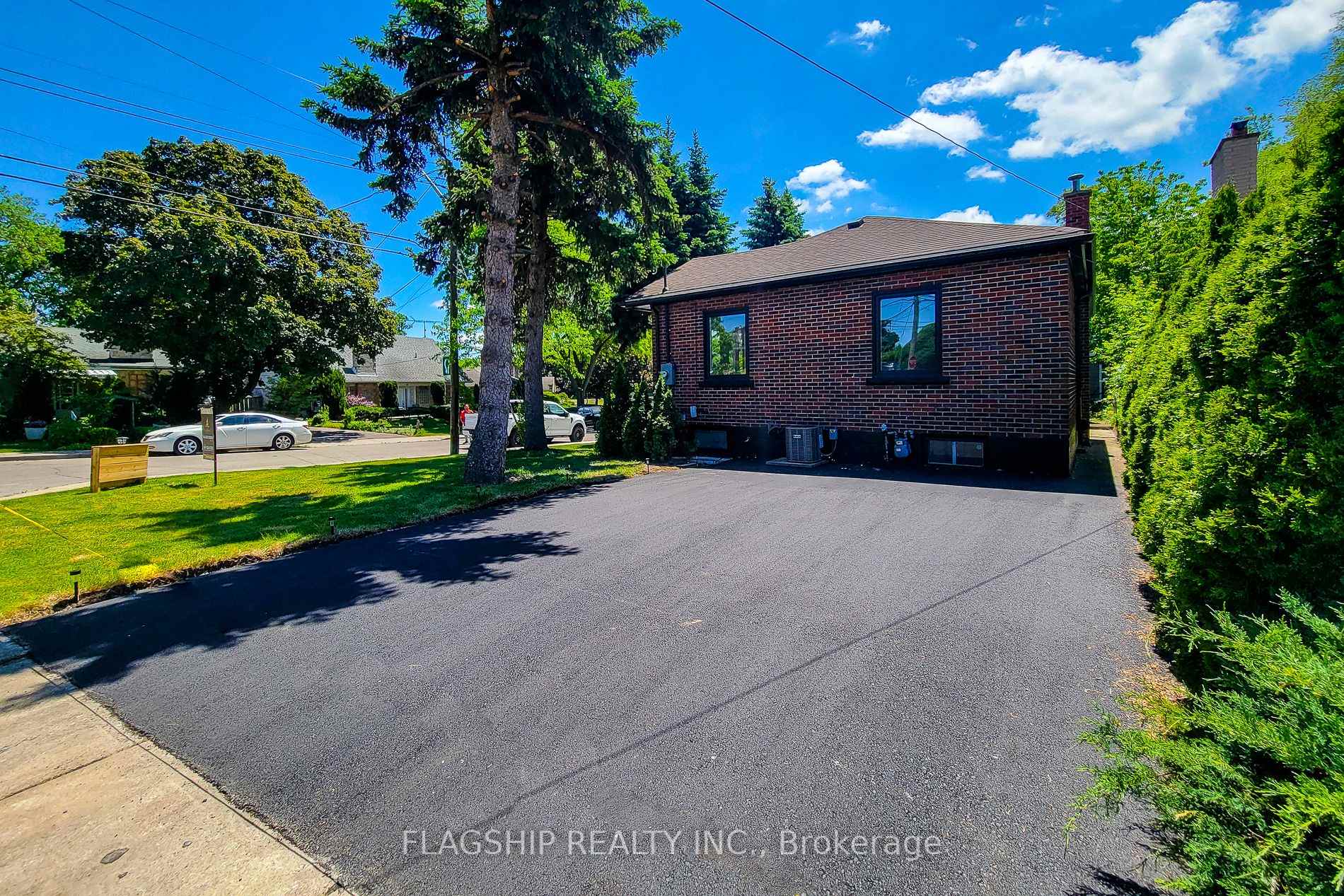 Photo 7 of 292 Glenholme Avenue, Hamilton, Glenview — HOMEH