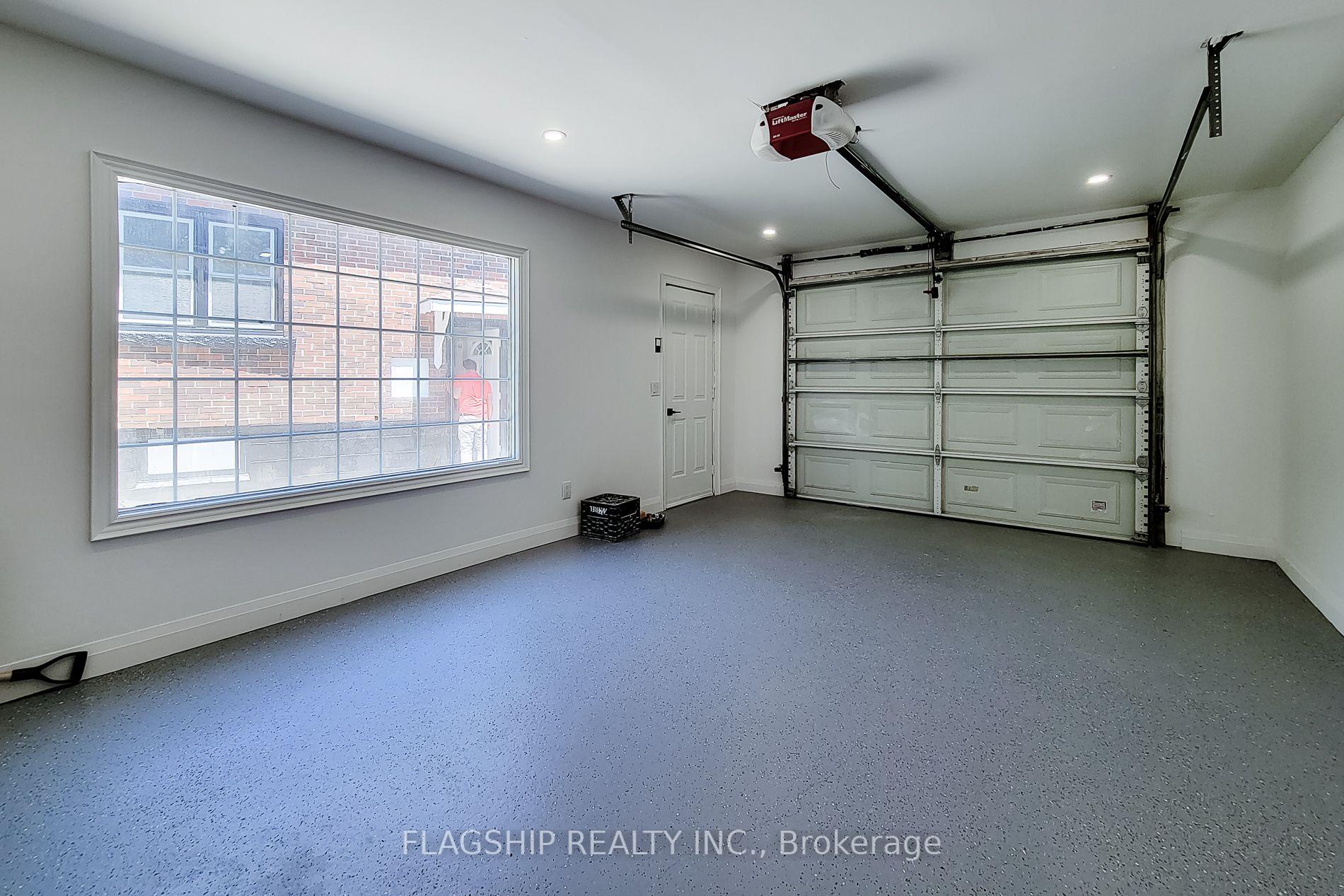 Photo 10 of 292 Glenholme Avenue, Hamilton, Glenview — HOMEH