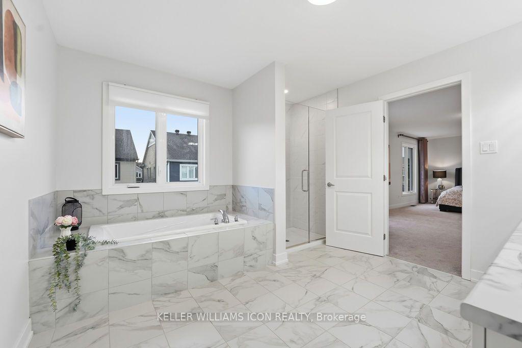 Photo 31 of 65 Axel Crescent, Ottawa, Kanata - Emerald Meadows/Trailwest — HOMEH