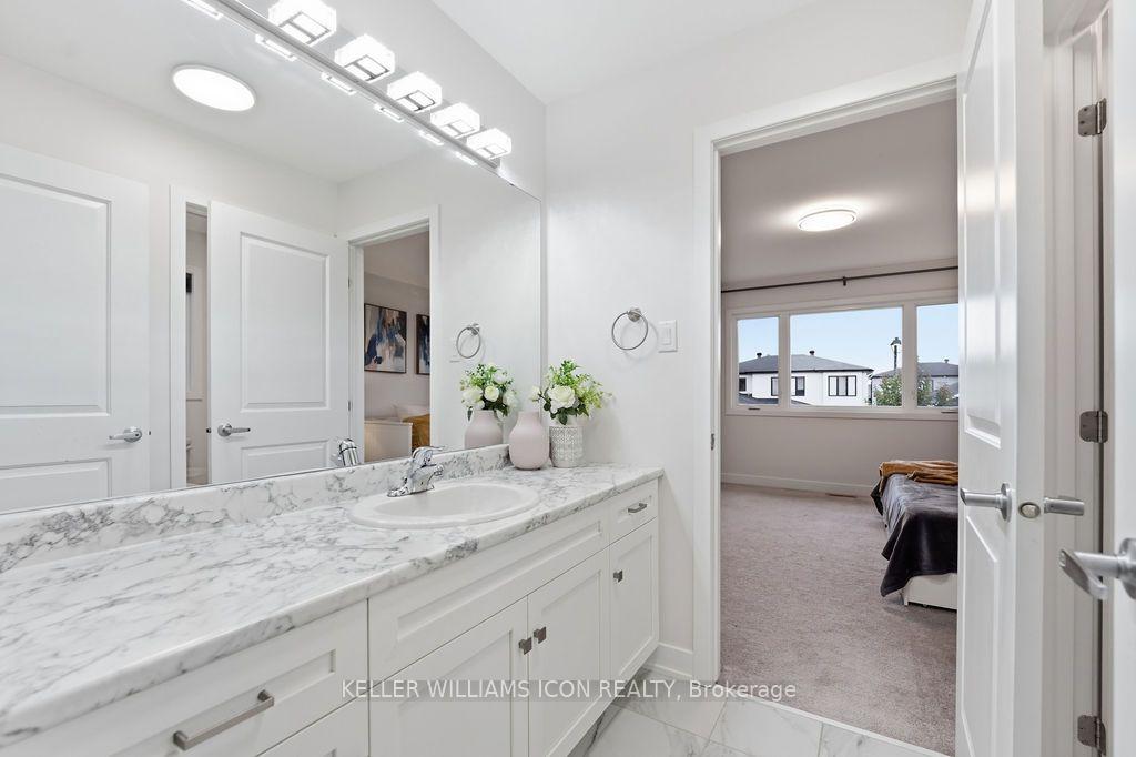Photo 35 of 65 Axel Crescent, Ottawa, Kanata - Emerald Meadows/Trailwest — HOMEH