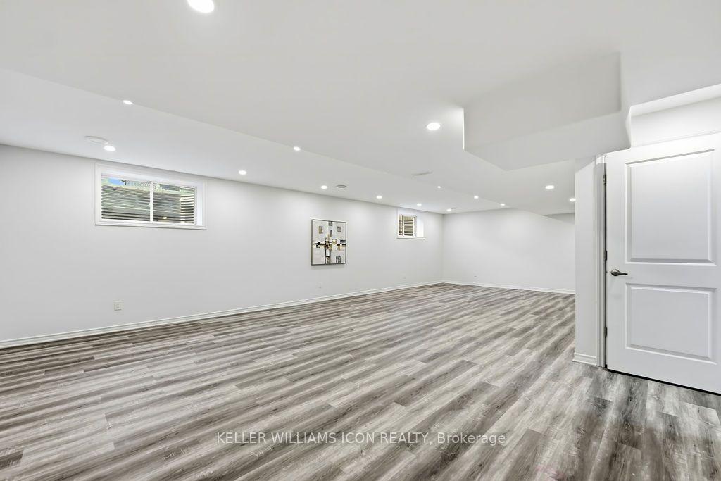 Photo 44 of 65 Axel Crescent, Ottawa, Kanata - Emerald Meadows/Trailwest — HOMEH