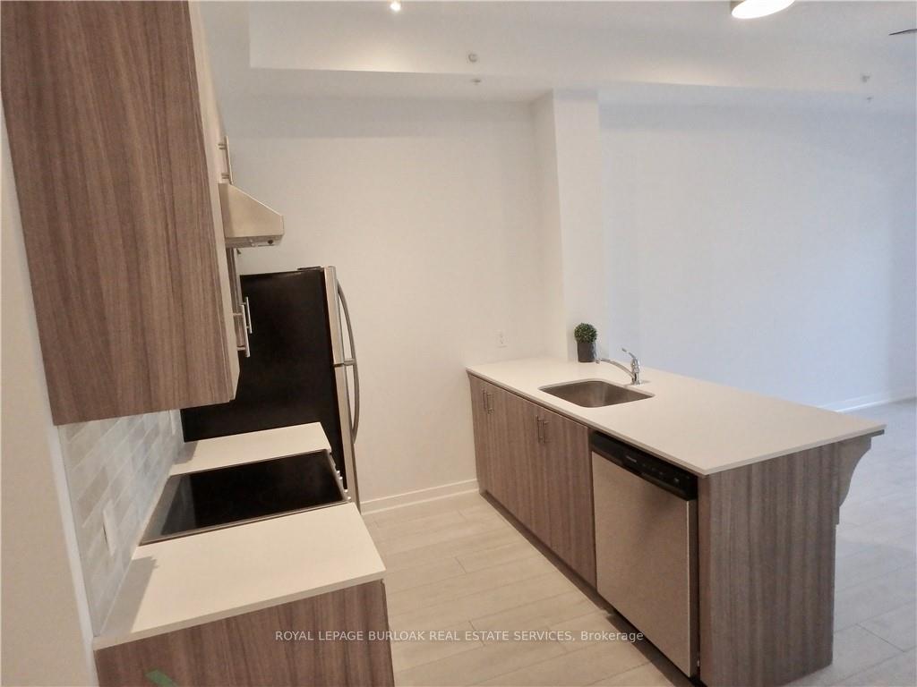 Photo 11 of Unit 106, 4040 Upper Middle Road, Burlington, Tansley — HOMEH