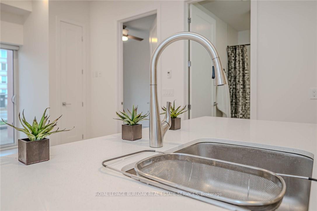 Photo 18 of Unit 106, 4040 Upper Middle Road, Burlington, Tansley — HOMEH