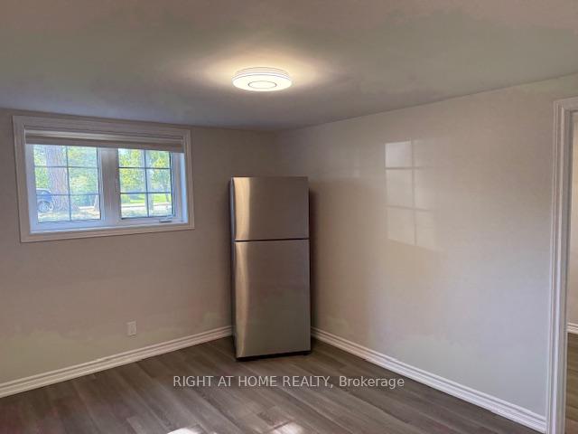 Photo 6 of Unit Basement, 1173 Sixth Line, Oakville, College Park — HOMEH