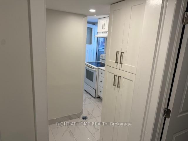 Photo 17 of Unit Basement, 1173 Sixth Line, Oakville, College Park — HOMEH