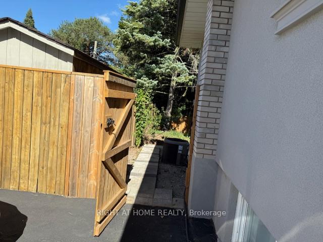 Photo 22 of Unit Basement, 1173 Sixth Line, Oakville, College Park — HOMEH
