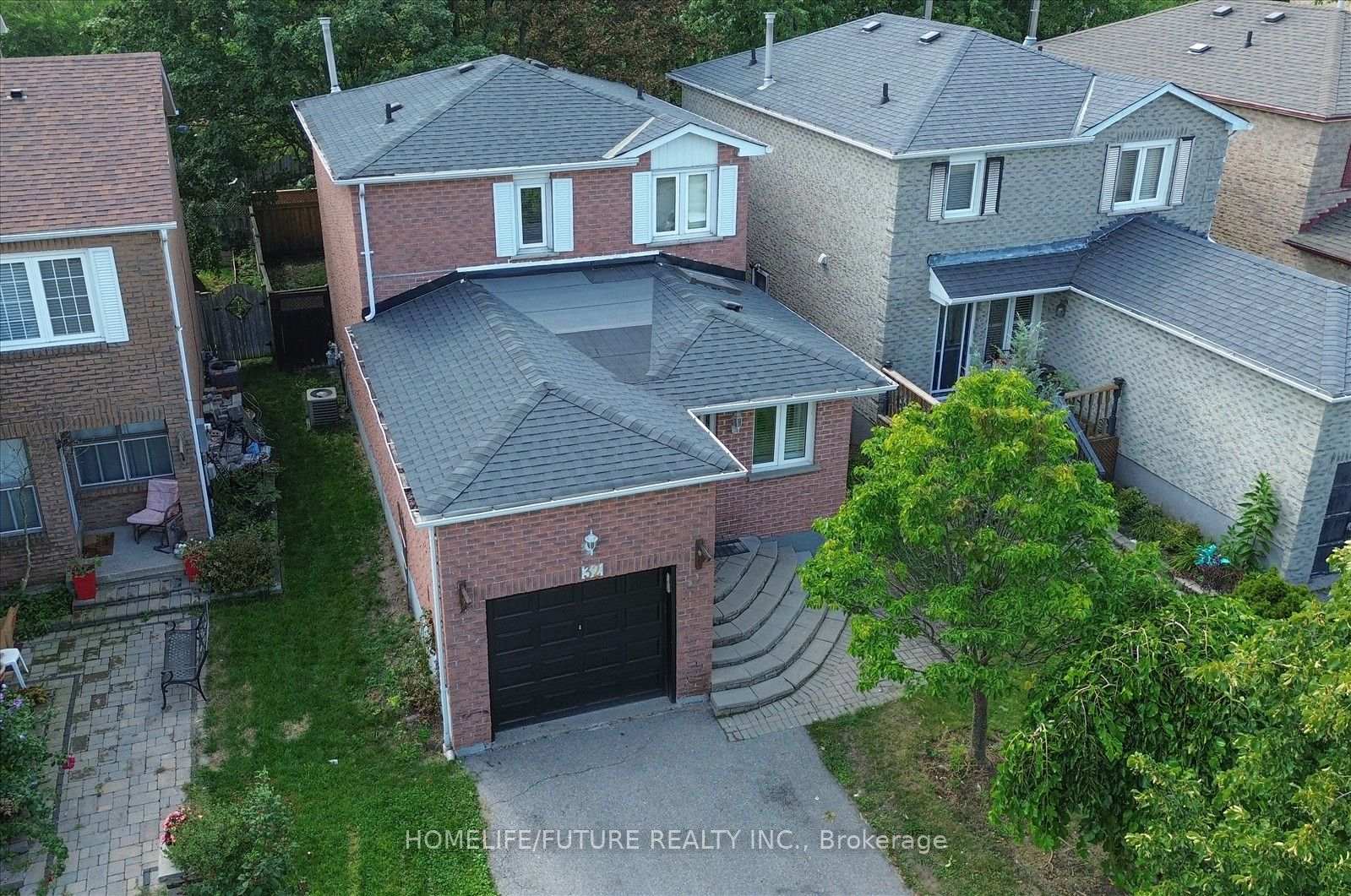 Photo 3 of 32 Marshall Crescent, Ajax, Central West — HOMEH