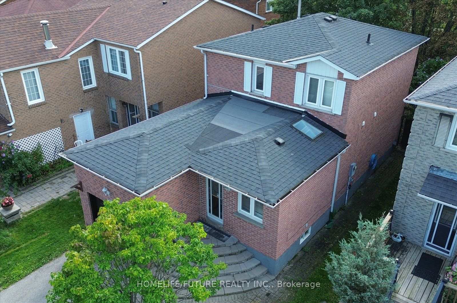 Photo 5 of 32 Marshall Crescent, Ajax, Central West — HOMEH