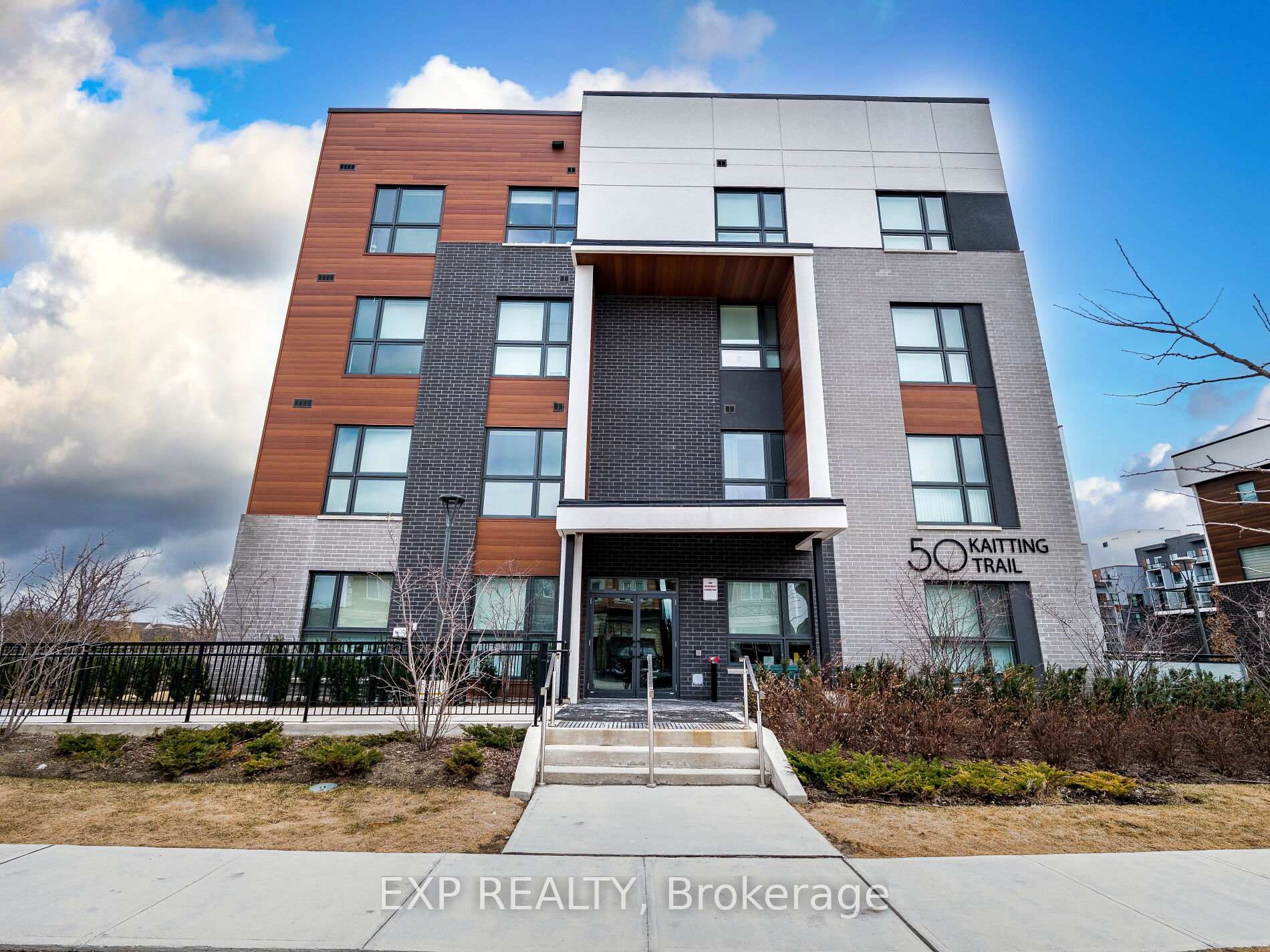 Photo 3 of Unit 409, 50 Kaitting Trail, Oakville, Glenorchy — HOMEH