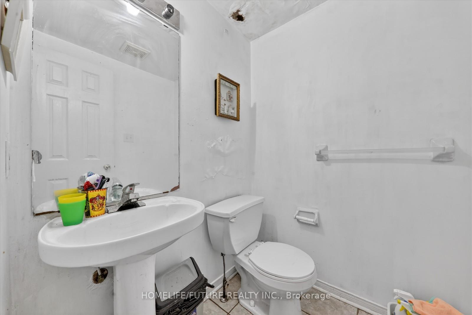 Photo 6 of Unit 17, 435 Middlefield Road, Scarborough, Agincourt North — HOMEH